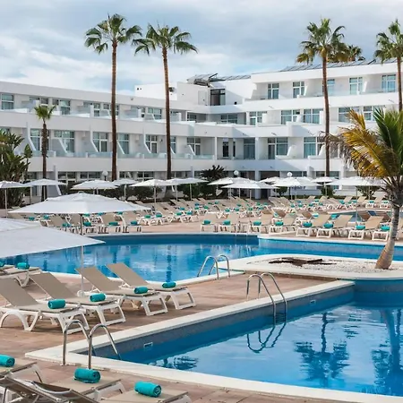 Iberostar Waves Dalias 아데제