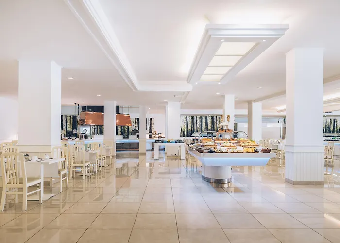 Iberostar Waves Dalias Ξενοδοχείο 4*